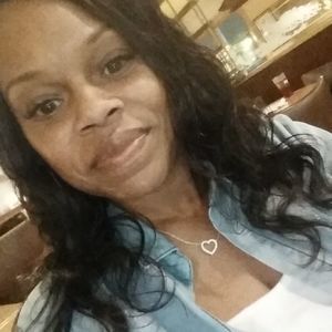 Meet your Posher, Tonya